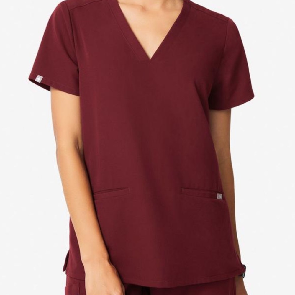Figs 3 pocket burgundy scrub top